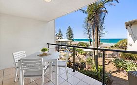 Coolum Beachside Apartment
